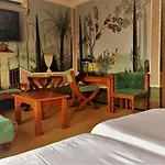 Courage Hotel 3*