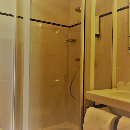Hotel Courage 3*