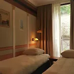 Courage 奈梅亨